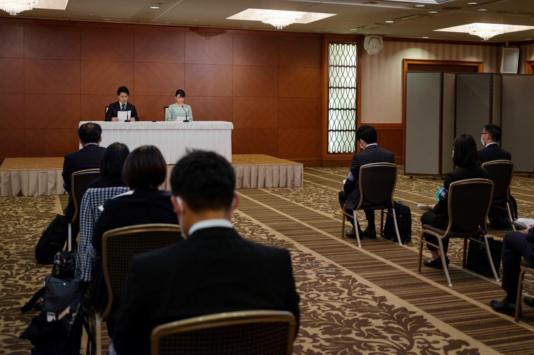 Kei Komuro et Mako d'Akishino lors de leur conférence de presse @Getty