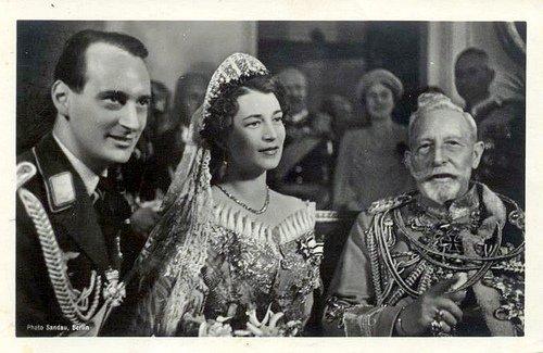 Mariage de Louis-Ferdinand de Prusse avec Kira Romanov, aux côtés de Guillaume II