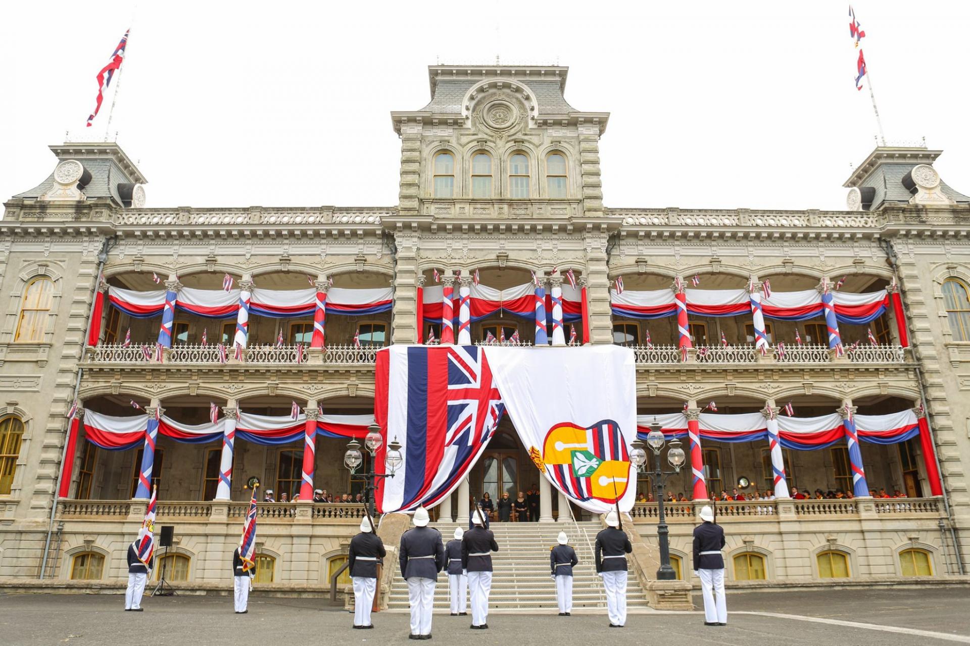 Défilé de la garde royale au Palais de Iolani