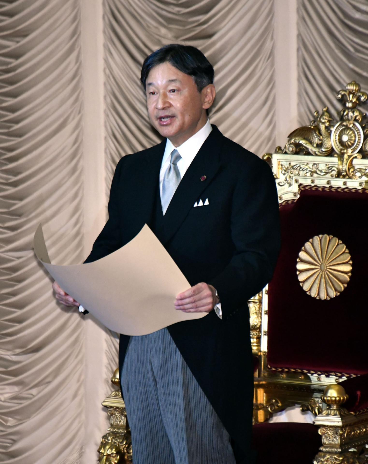 L empereur naruhito