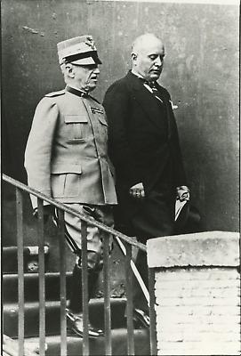 Le Duce Mussolini et le roi Victor-Emmanuel III