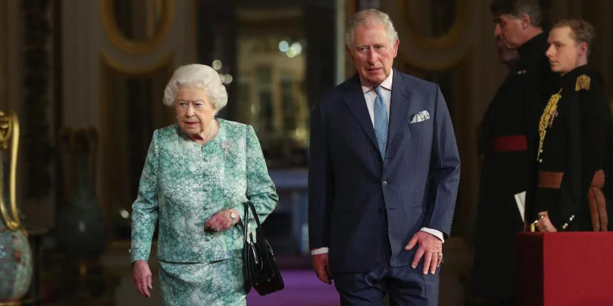 La reine Elizabeth II et le prince Charles