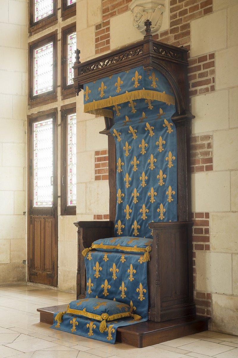 Trone capetien au chateau d amboise